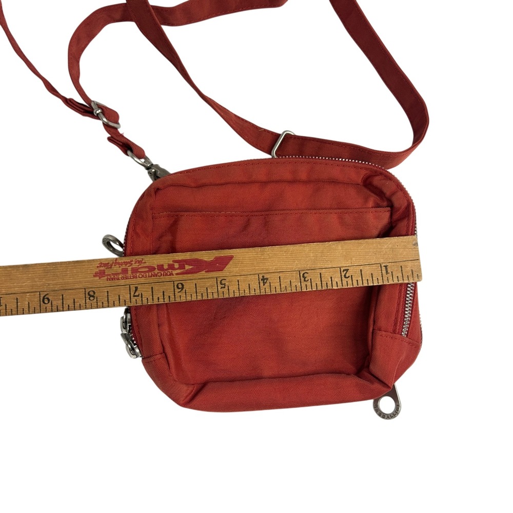 Baggallini Crossbody Wallet Purse Small Red Nylon Utility Travel Bag Gorpcore - Picture 6 of 9